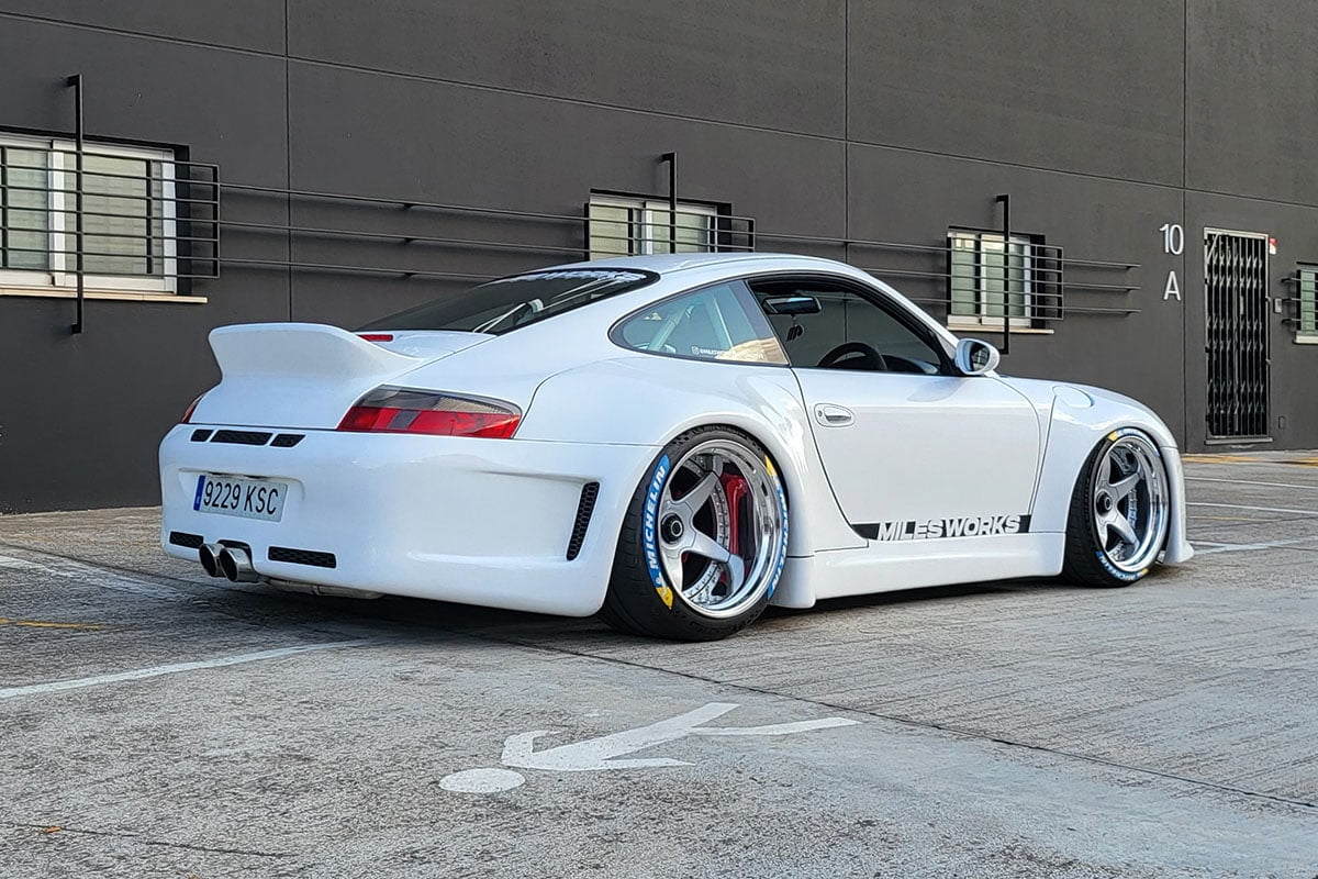 Carrera Ducktail